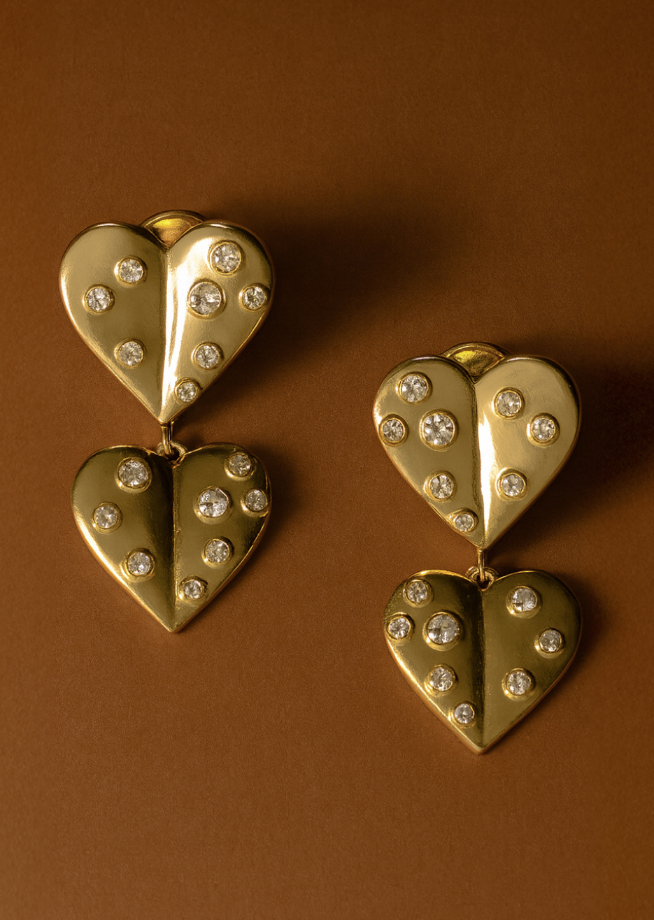 ZARAFETİ TAMAMLAYAN TAKILAR