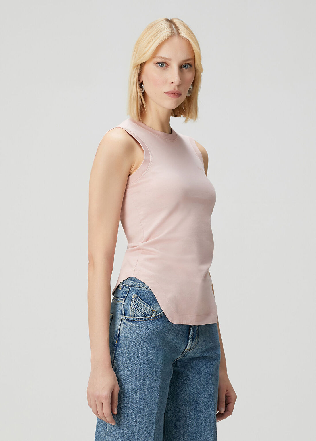 The Attico Pembe Atlet görsel 3