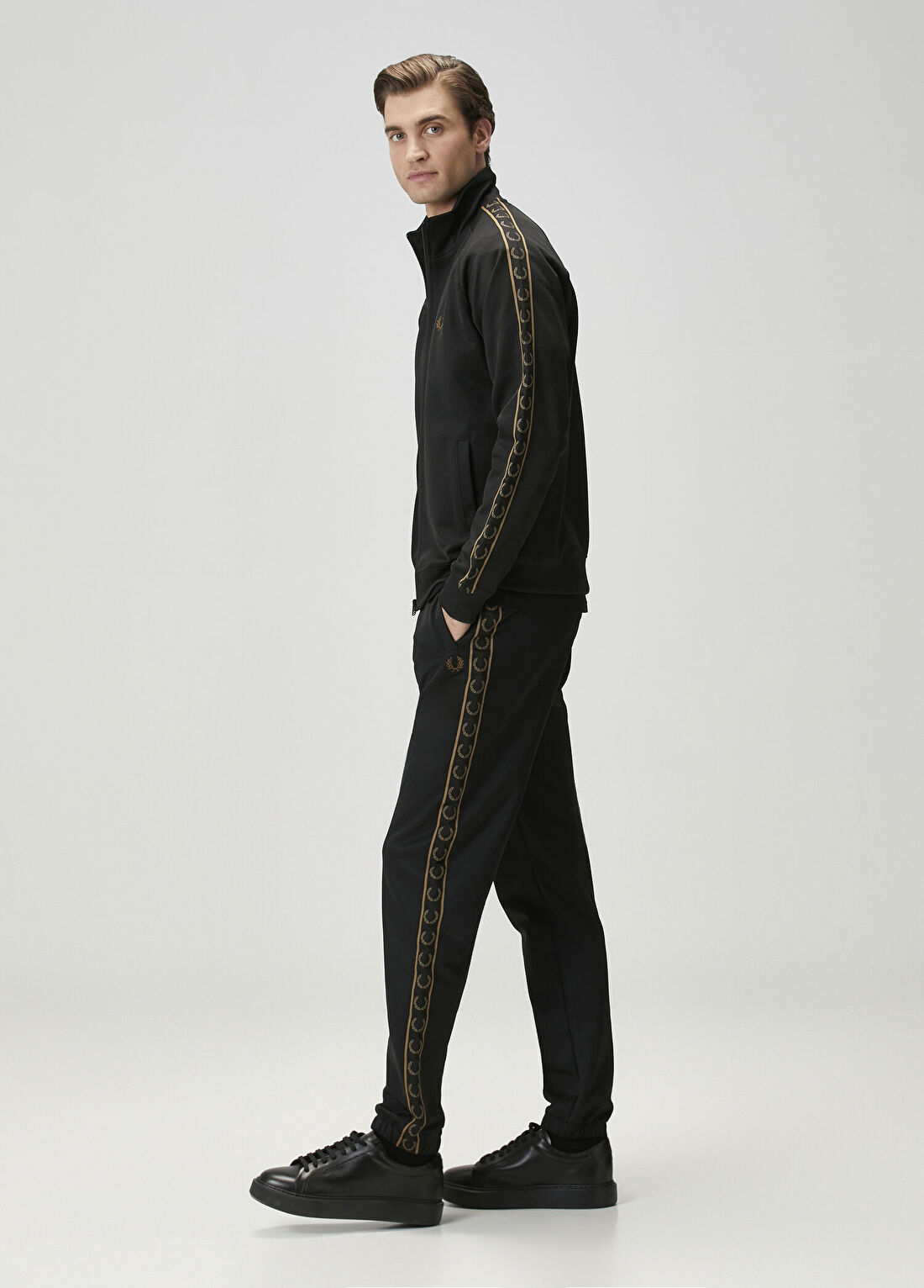 Fred Perry Siyah Beli Kordonlu Pantolon