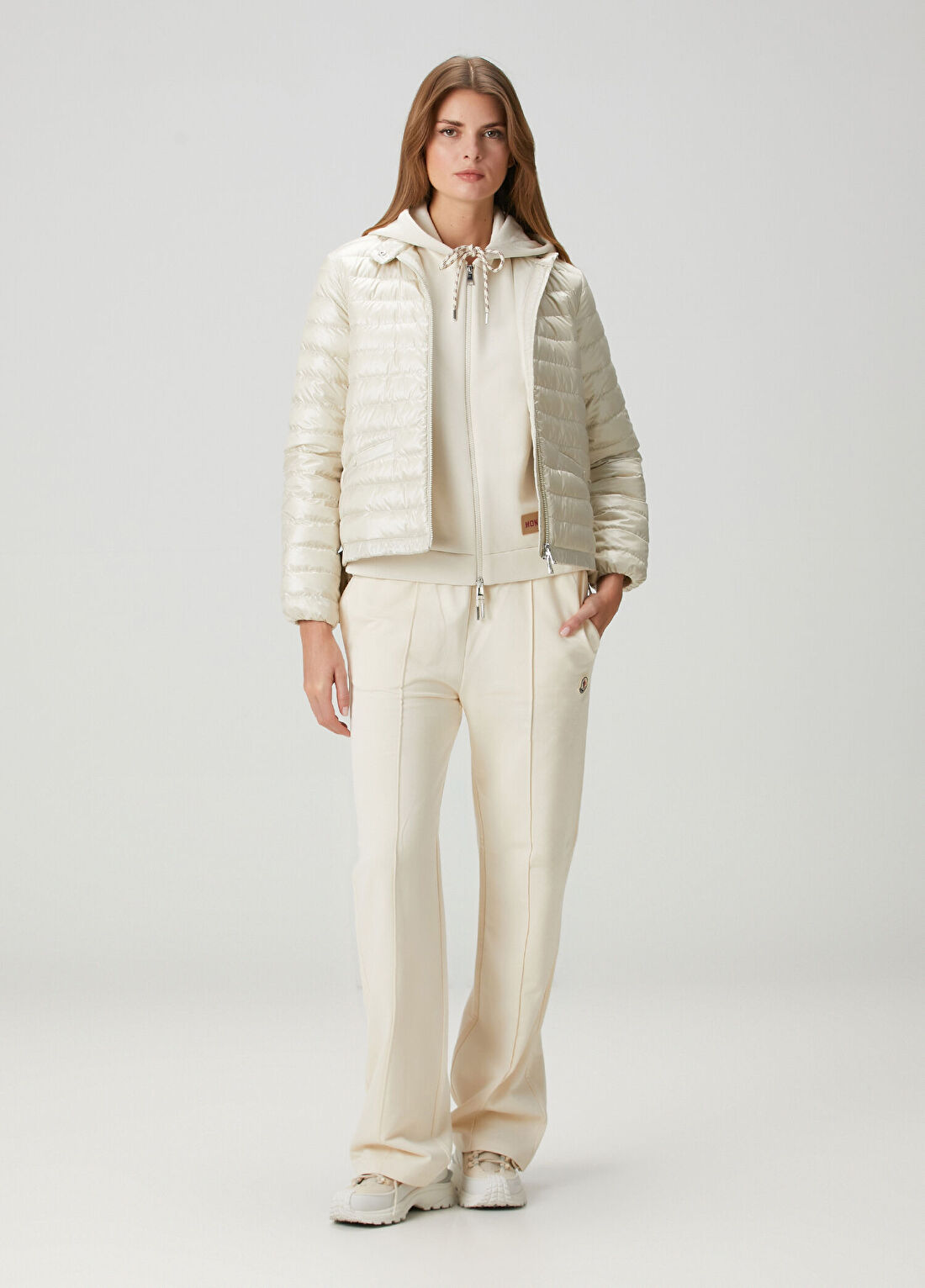 Moncler Ekru Kapüşonlu Fermuarlı Sweatshirt görsel 2