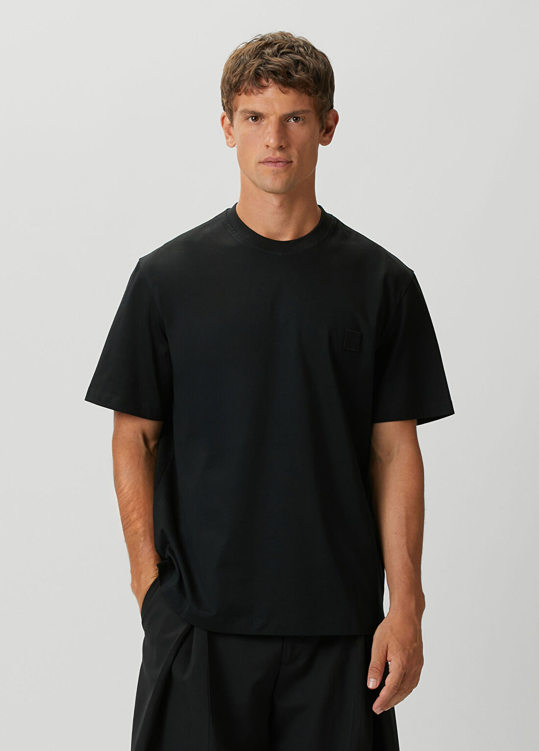 Wooyoungmi Siyah Çiçek Baskılı Oversized T-shirt