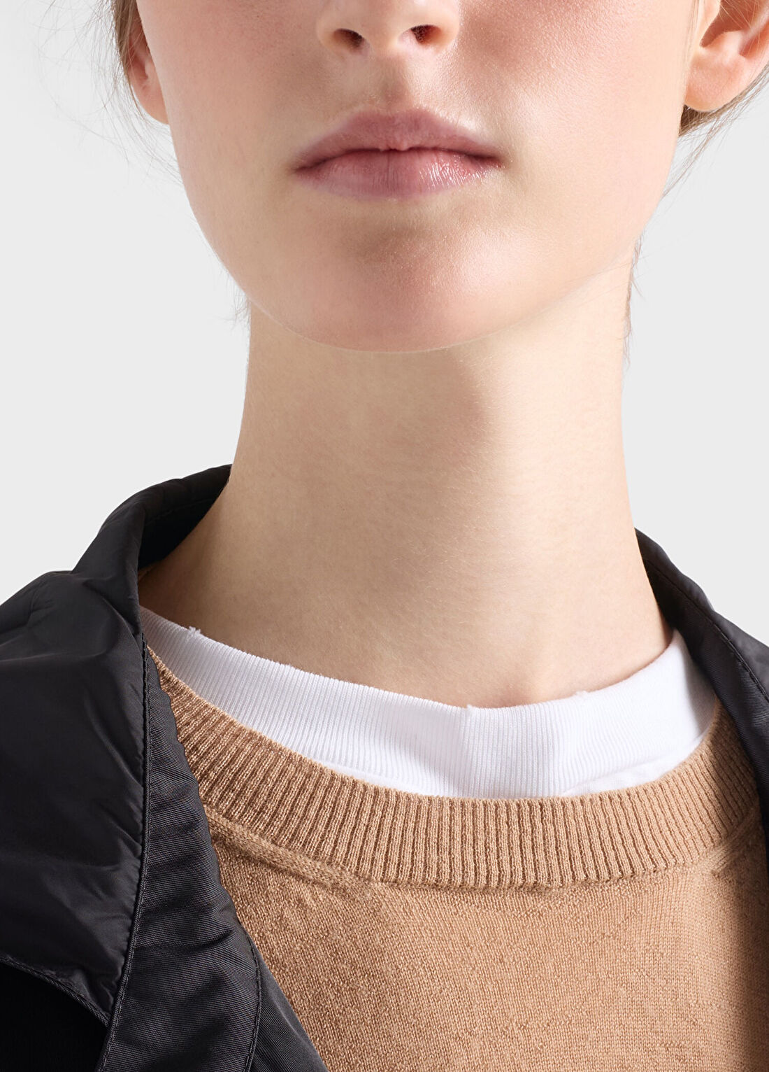 Prada Siyah Re-Nylon Kadın Mont görsel 3