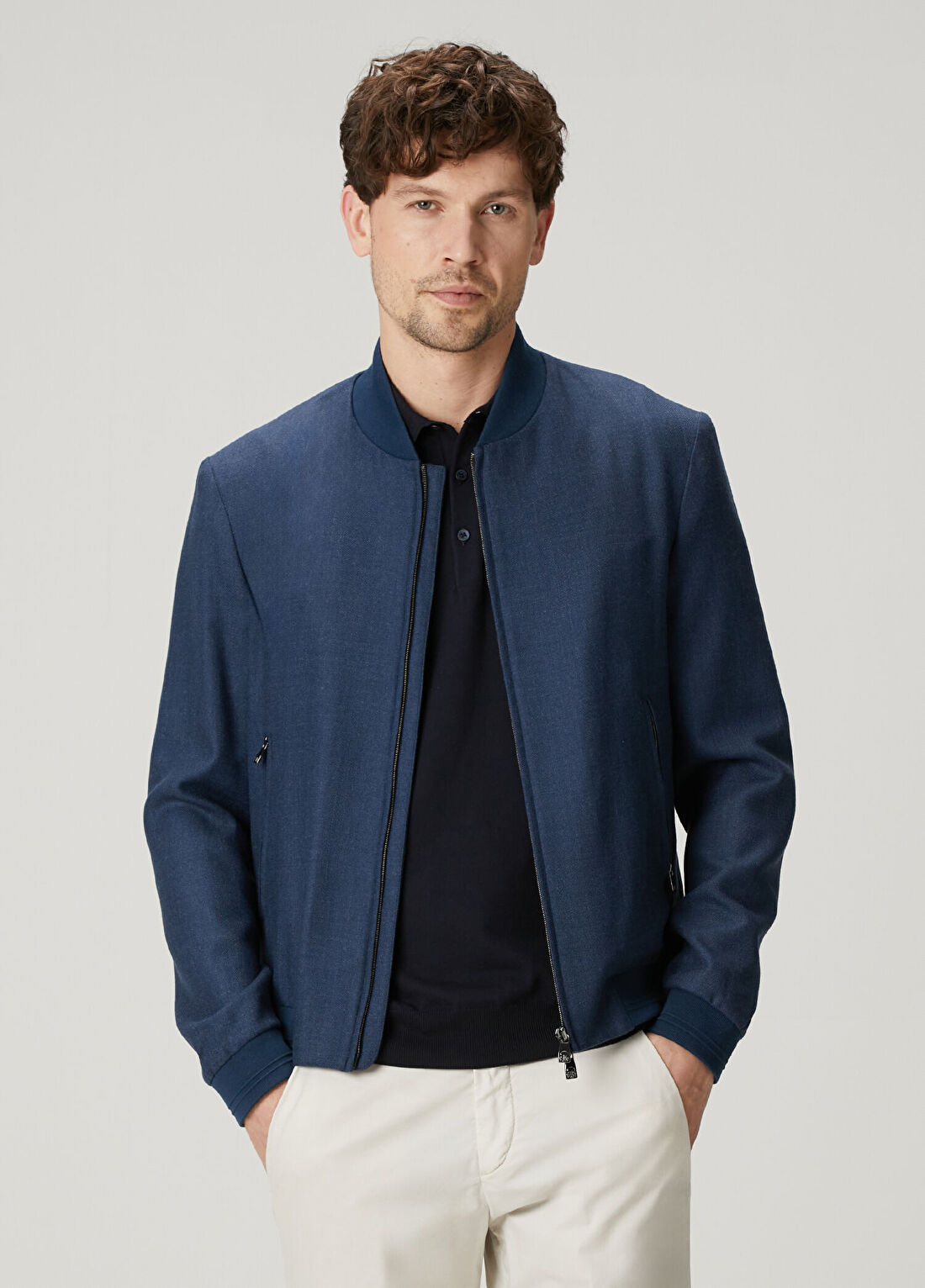Corneliani Lacivert İpek Mont