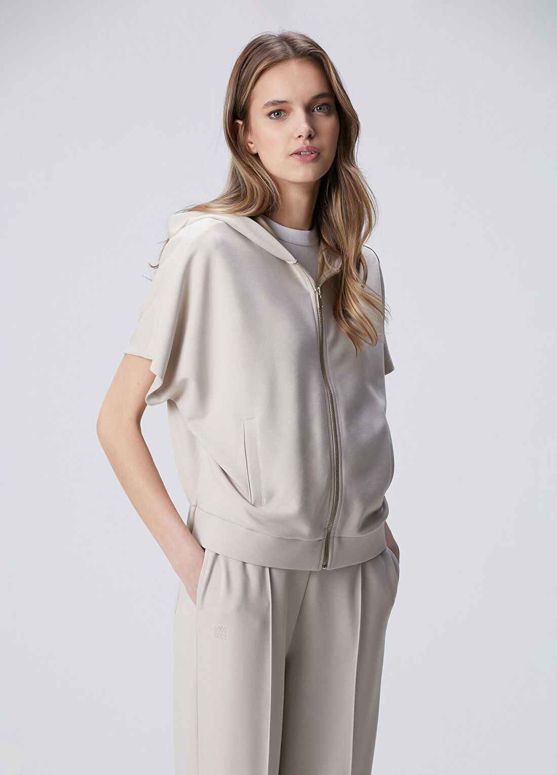 Network Taş Alttan Büzgülü Fermuarlı Kısa Kol Sweatshirt görsel 4
