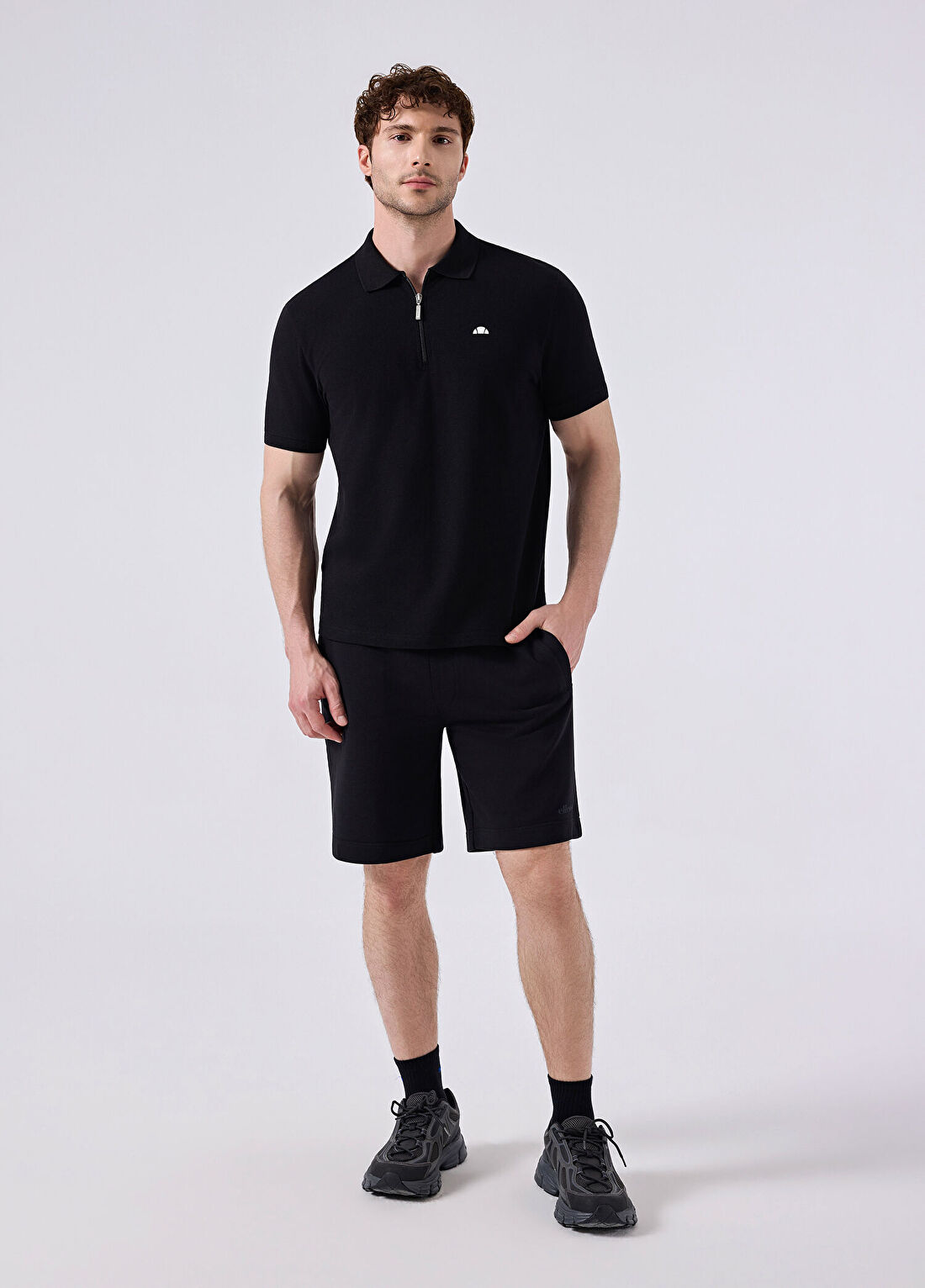 Ellesse Siyah Polo Yaka Kısa Kollu Erkek T-shirt 6SM5048-BK görsel 3