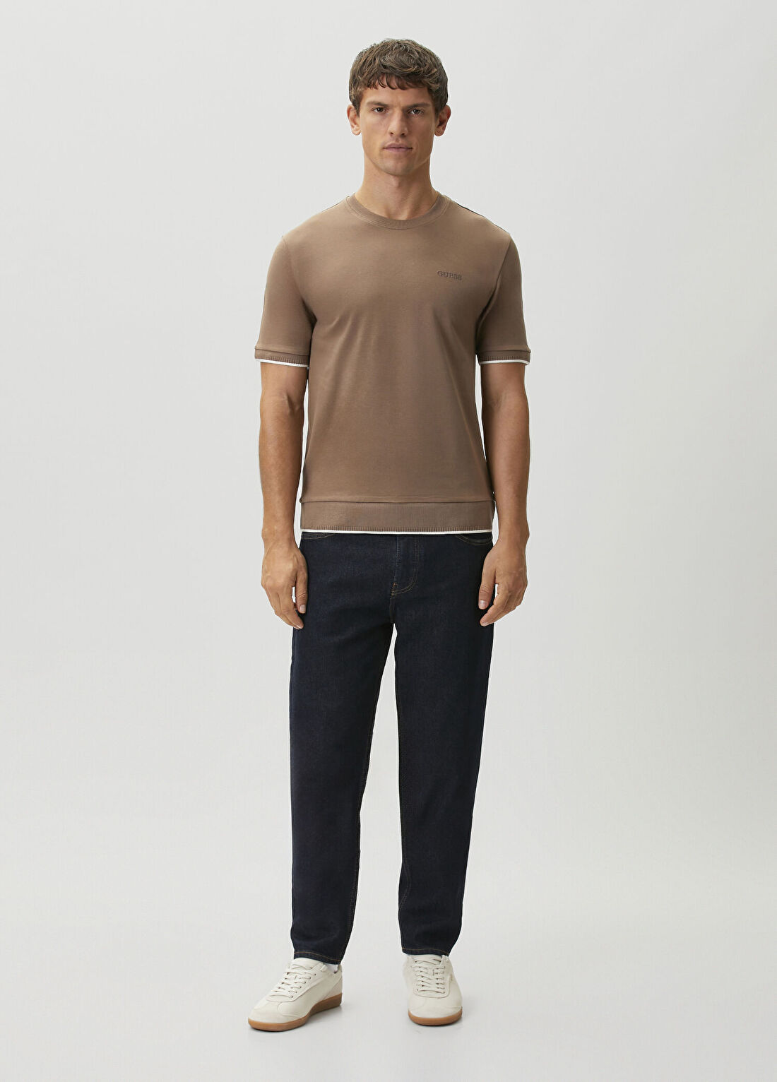 Guess Franc Regular Fit Koyu Bej T-shirt görsel 2