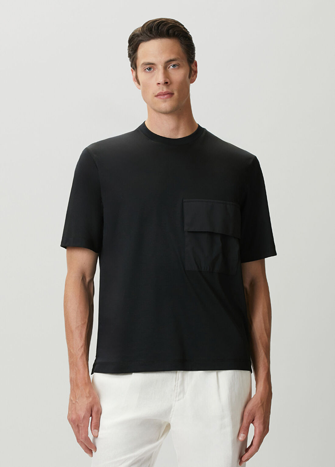 Laminar Siyah Cep Detaylı T-shirt