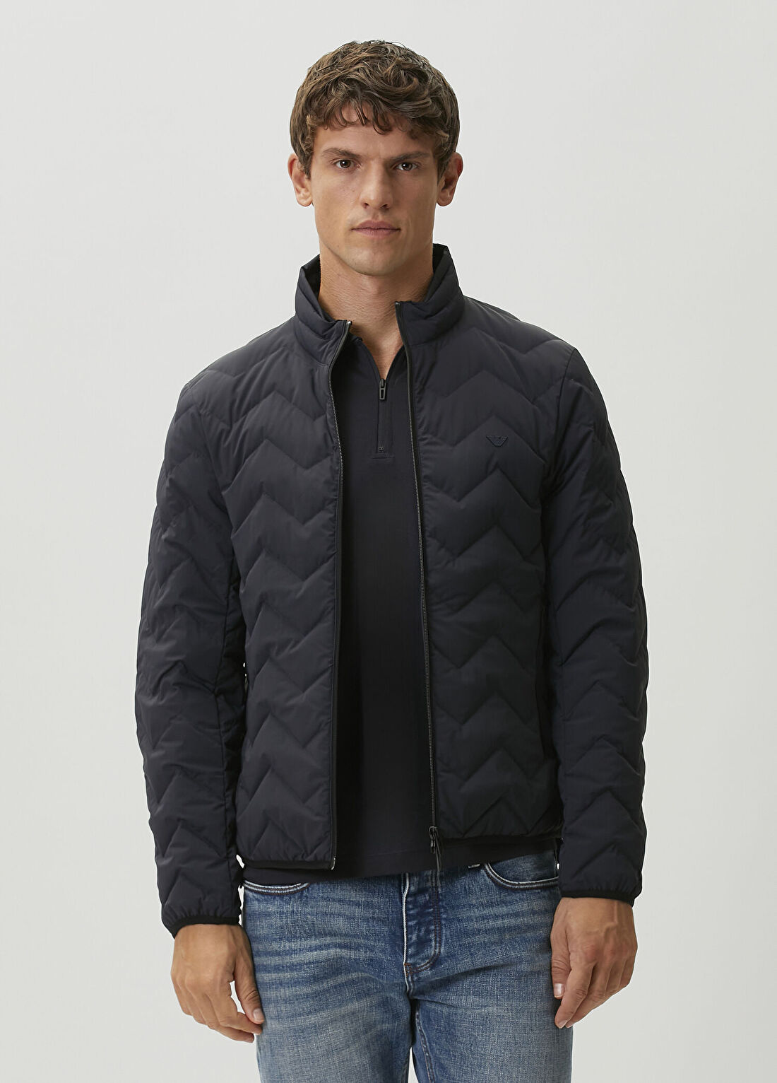 Emporio Armani Lacivert Kapitoneli Mont