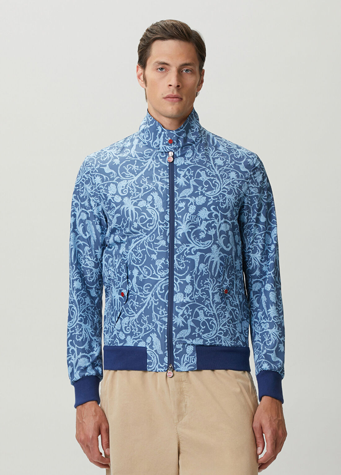 Kiton Açık Mavi Etnik Logo Desenli Mont