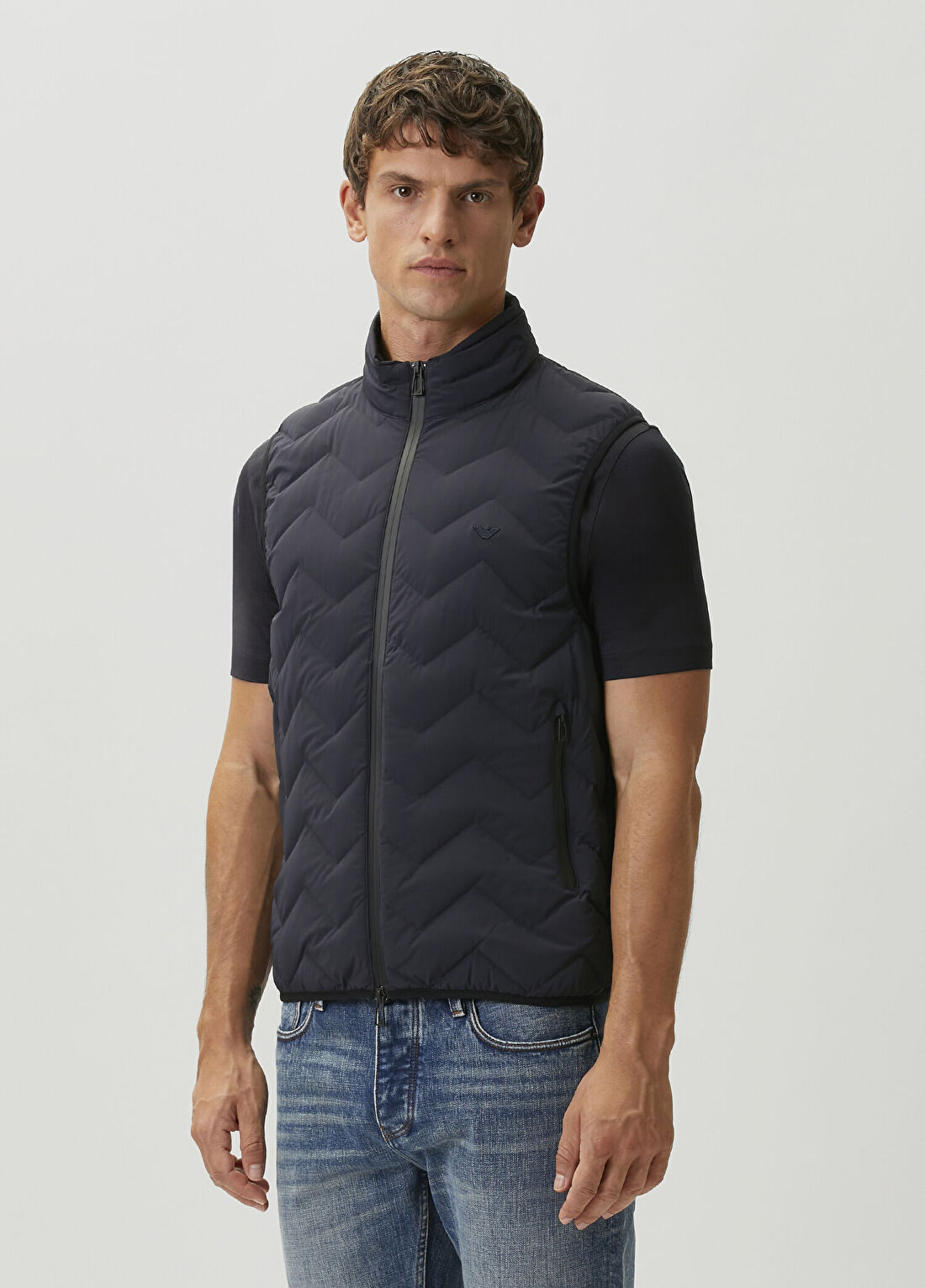 Emporio Armani Lacivert Puff Yelek görsel 3