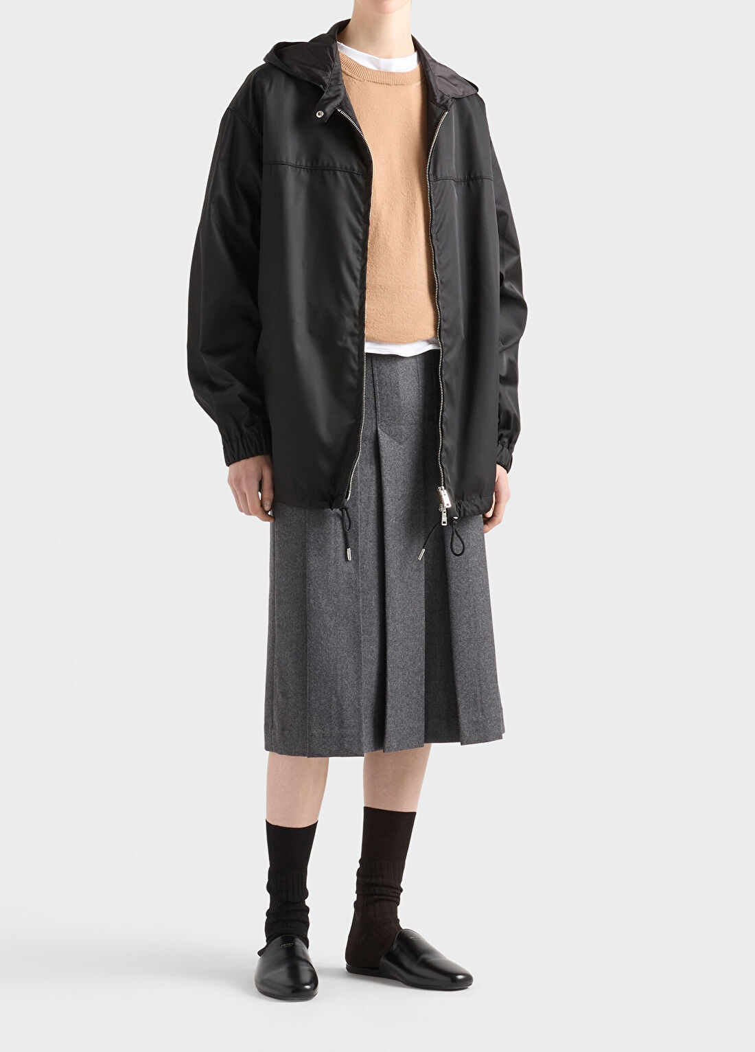 Prada Siyah Re-Nylon Kadın Mont görsel 2