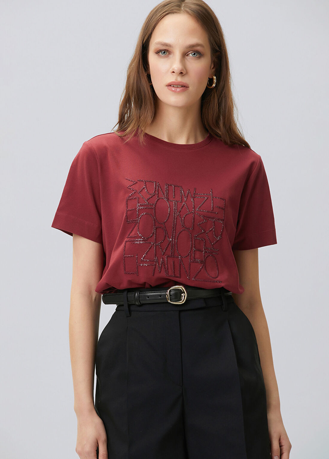 Network Vişne Nakış Detaylı T-shirt