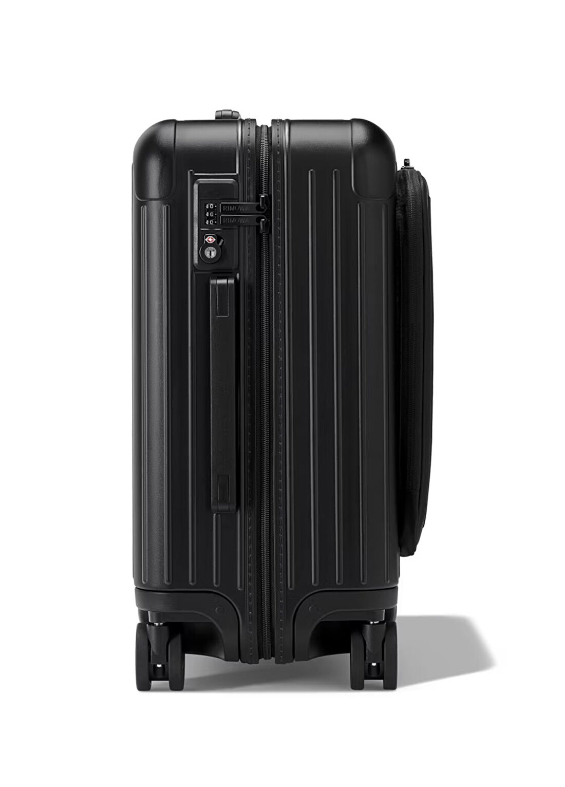 RIMOWA Essential Sleeve Cabin Plus Siyah Bavul görsel 3