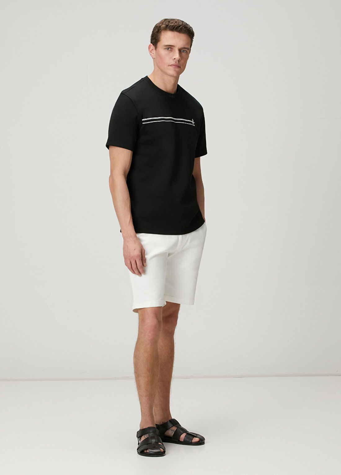 Beymen Club Siyah Relax Fit Şerit Logolu Pike T-shirt görsel 3