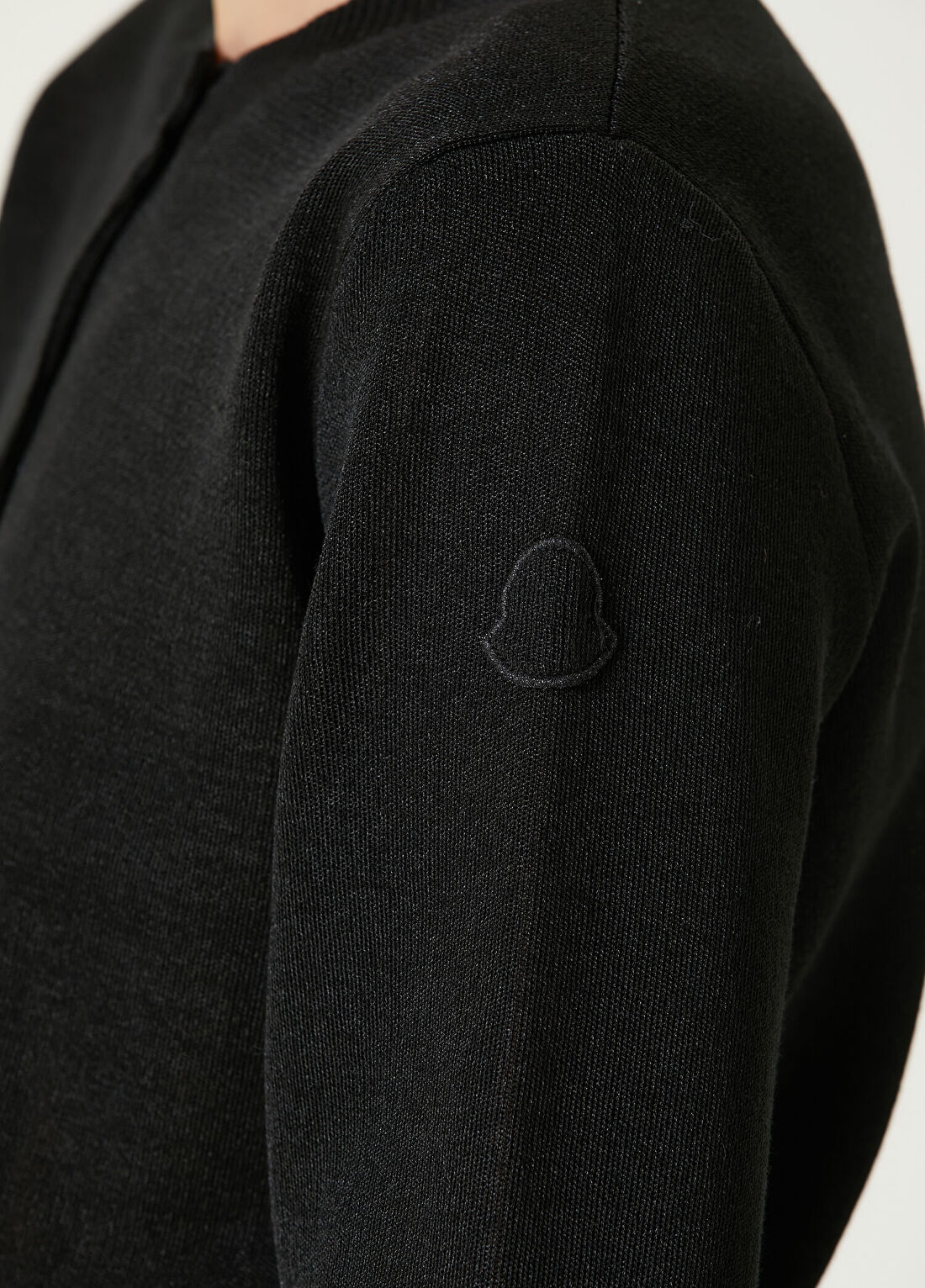 Moncler Siyah Hırka görsel 4