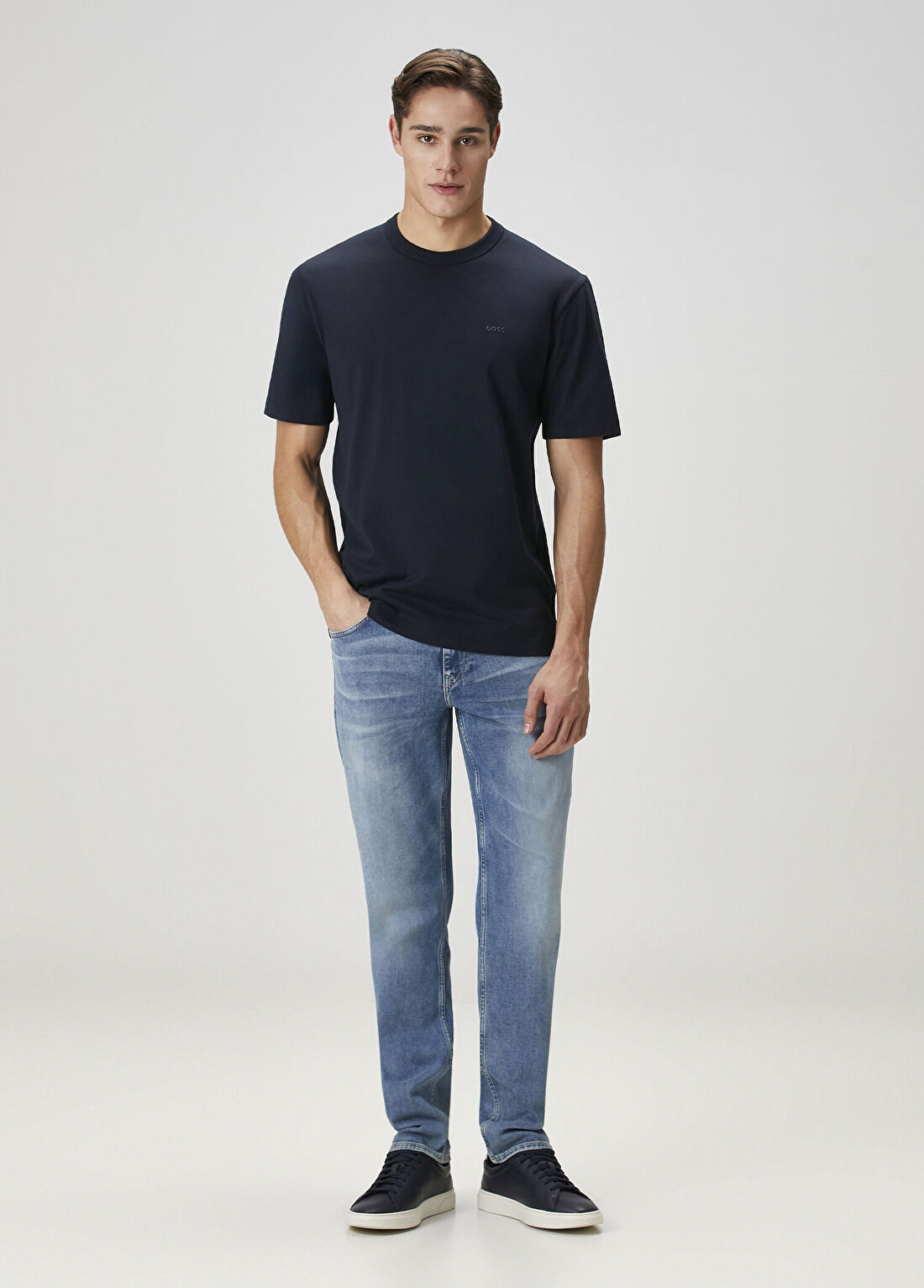 Boss Lacivert Logo Nakışlı T-shirt görsel 2