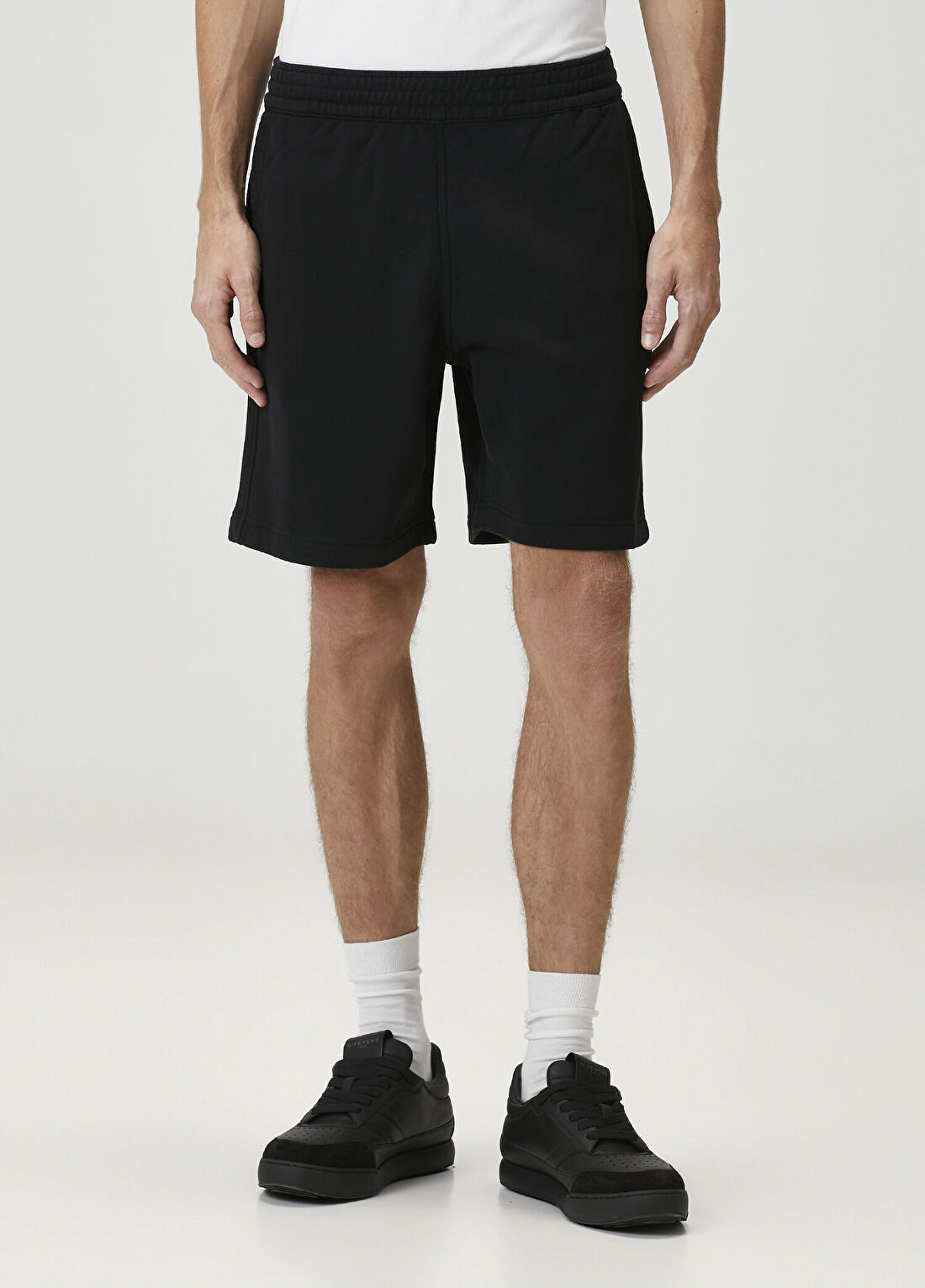 Givenchy Siyah Bermuda görsel 2