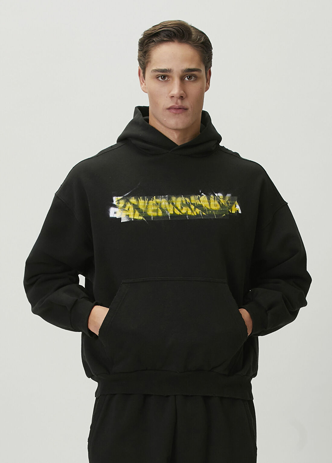Balenciaga Siyah Kapüşonlu Sweatshirt
