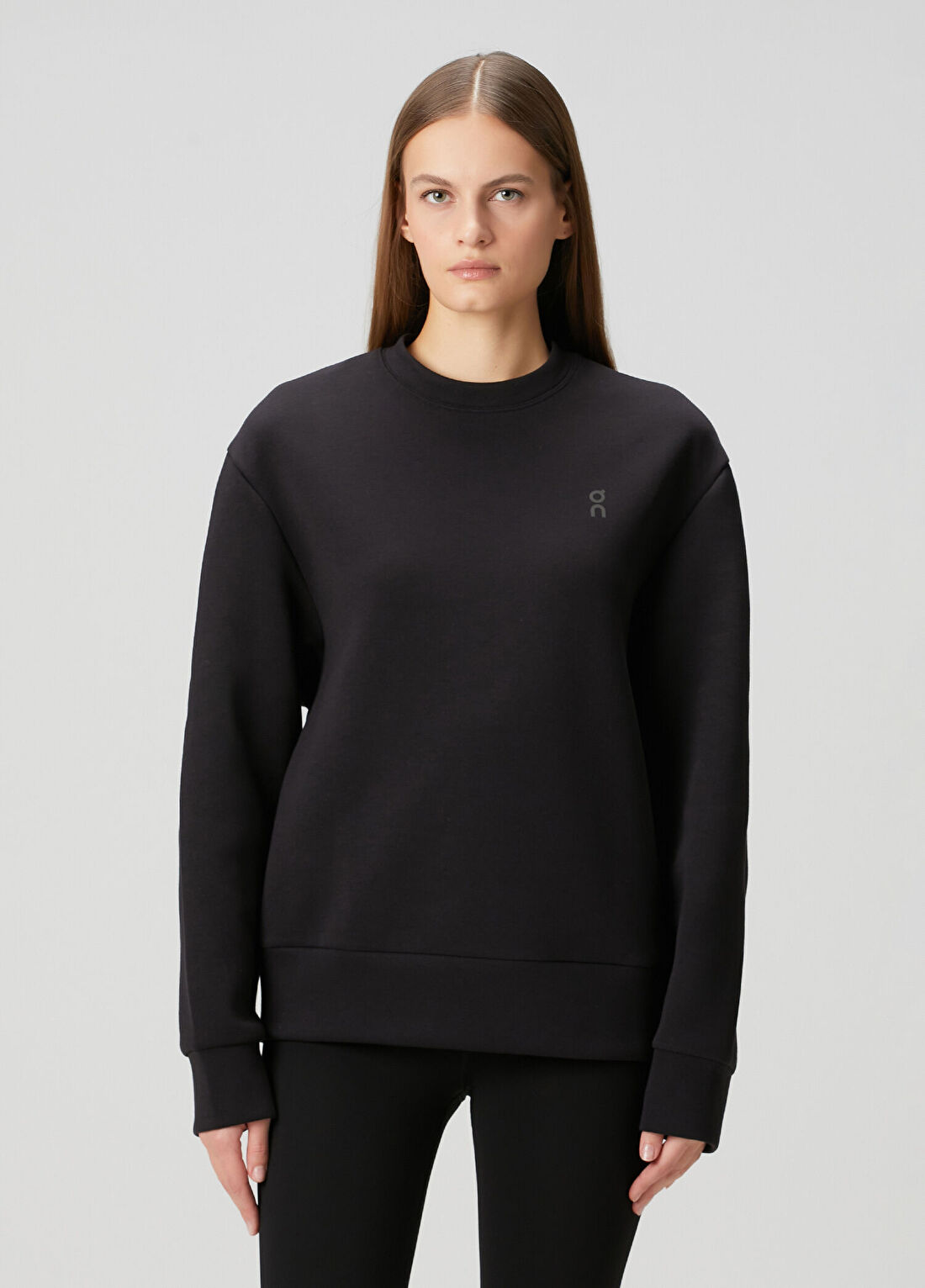 On Focus Tech Crew Siyah Sweatshirt