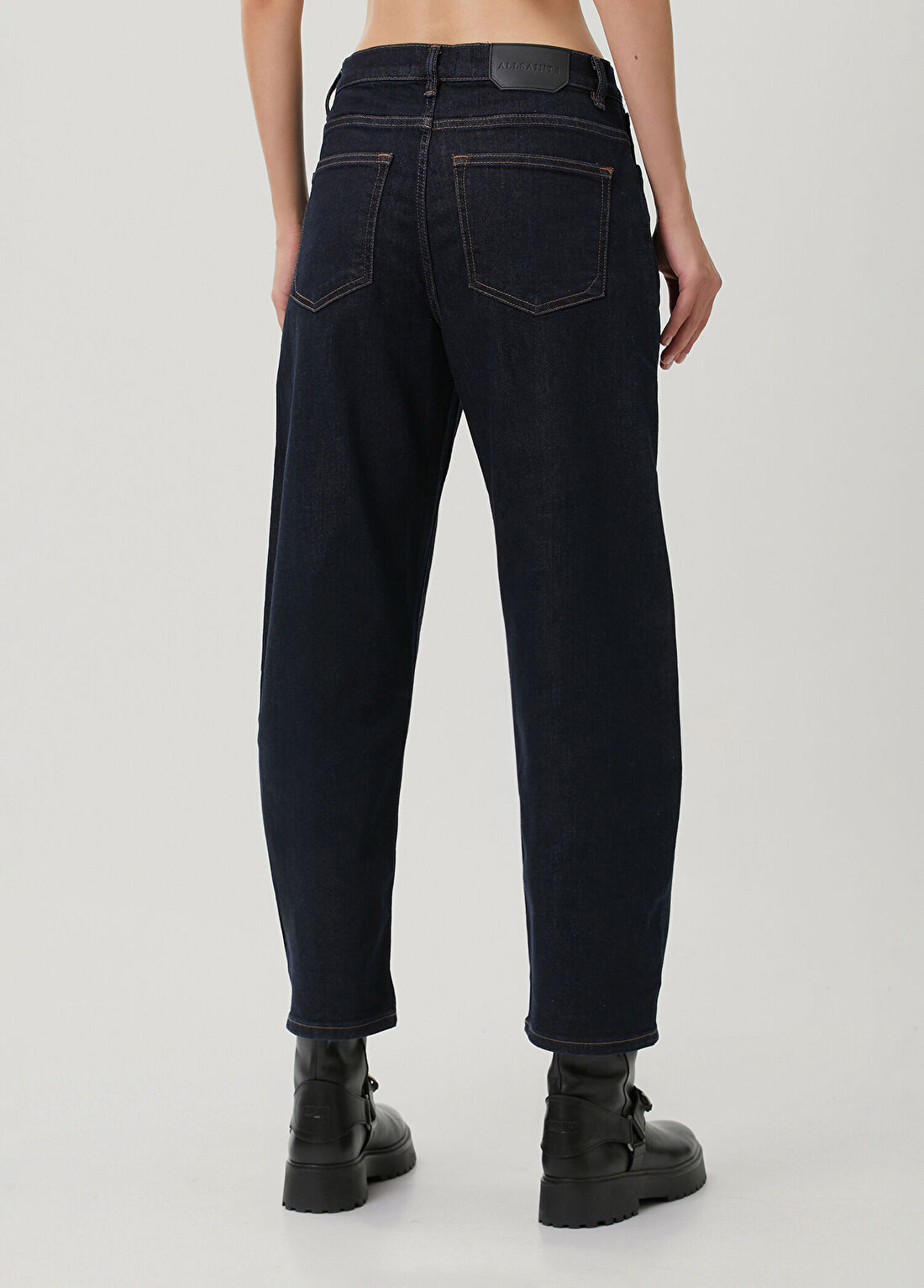 AllSaints Sadie Barrel Lacivert Jean Pantolon görsel 4