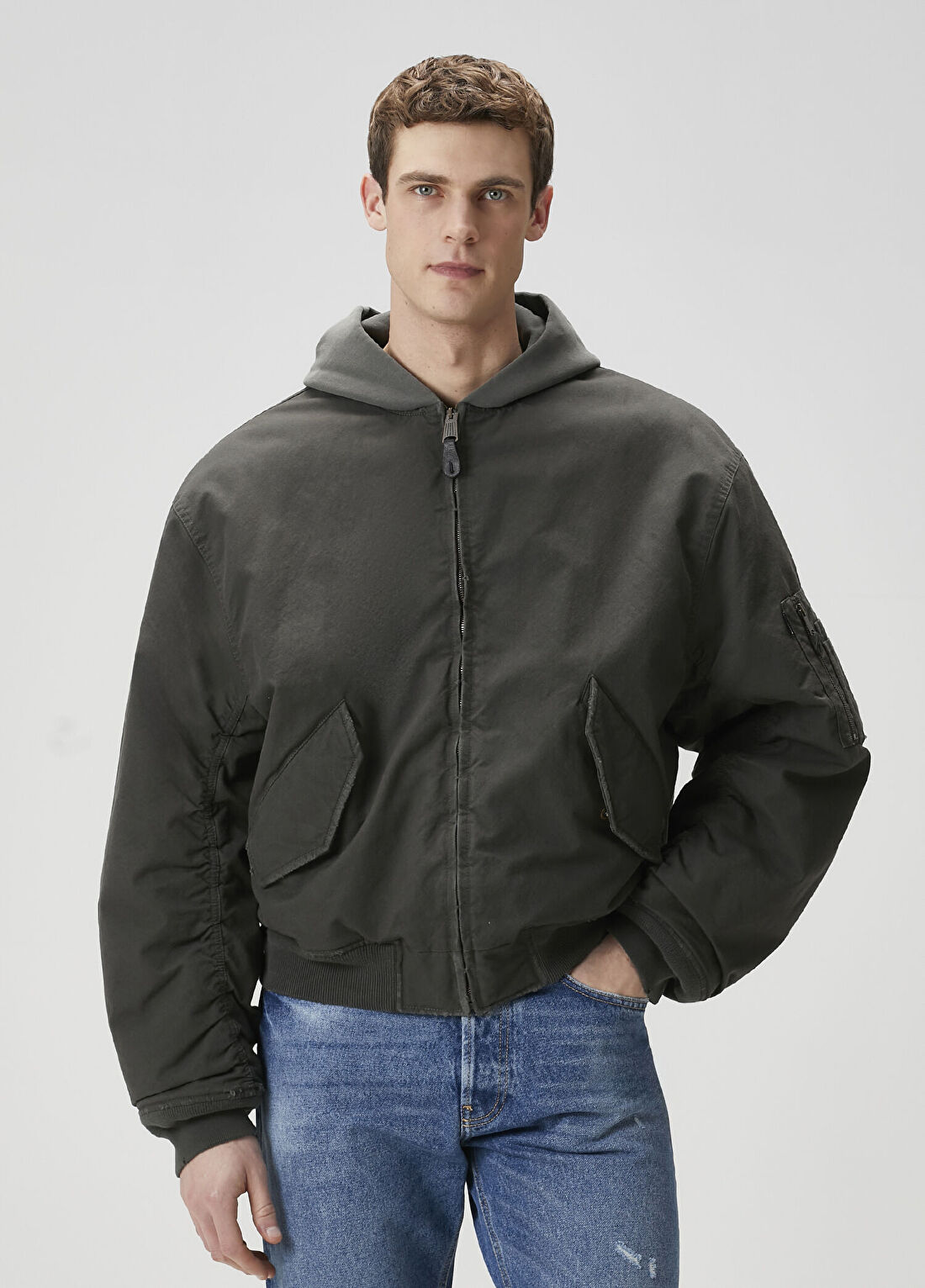 Balenciaga Antrasit Kapüşonlu Mont