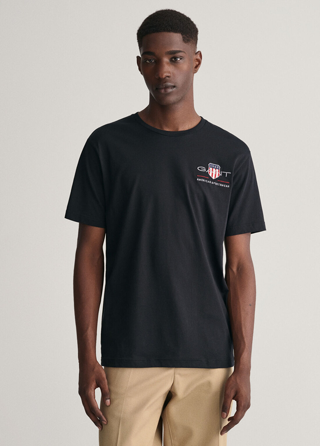 Gant Siyah Logolu Bisiklet Yaka Regular Fit Kısa Kollu Erkek T-shirt