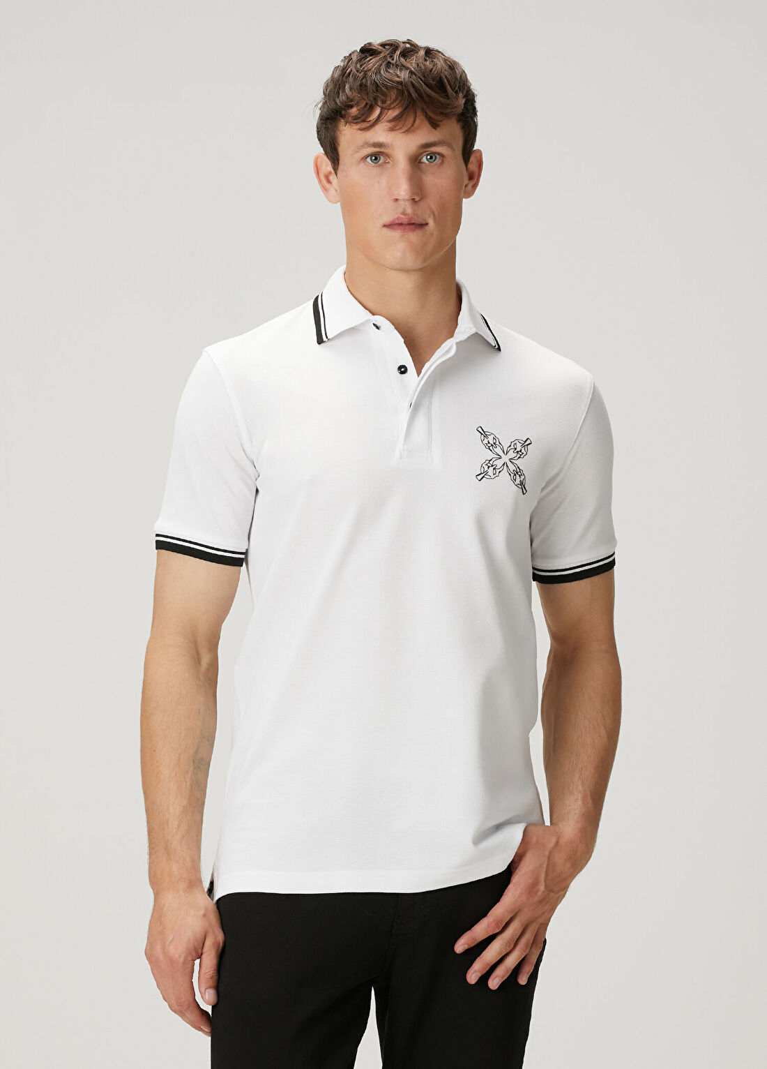 Bernotti Beyaz Polo Yaka Baskılı T-shirt
