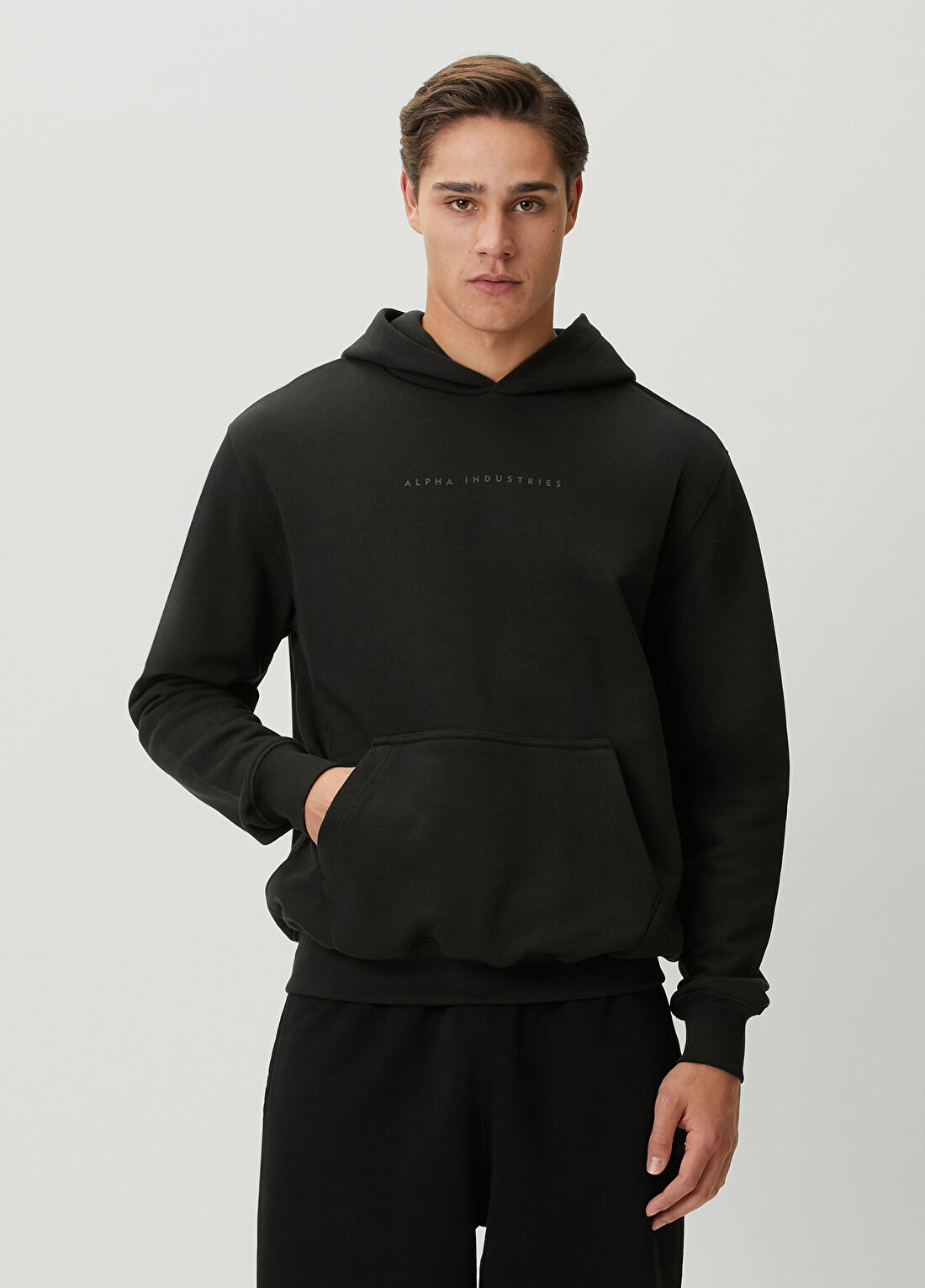 Alpha Industries Siyah Kapüşonlu Sweatshirt