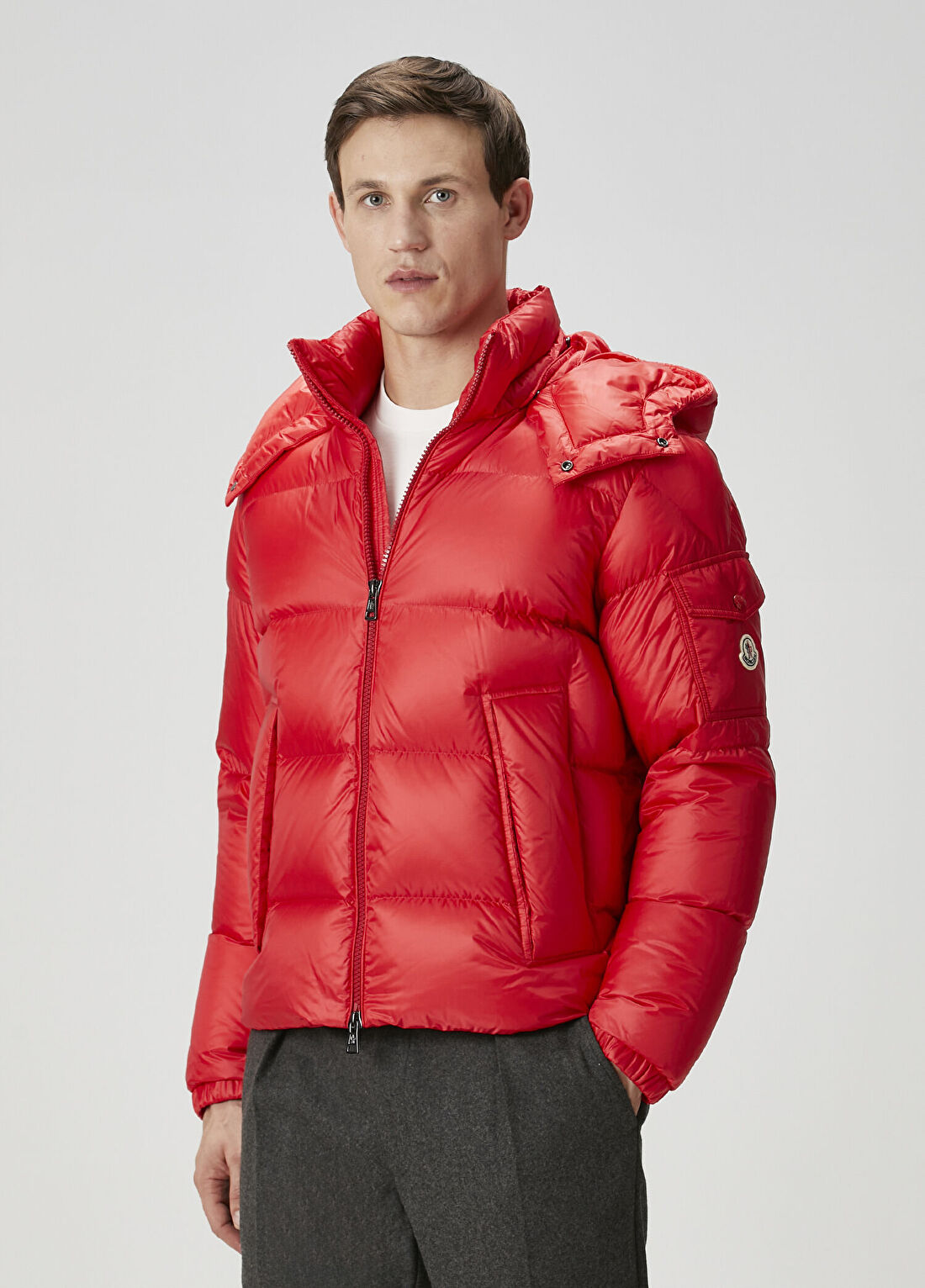 Moncler Kırmızı Kapüşonlu Puff Mont
