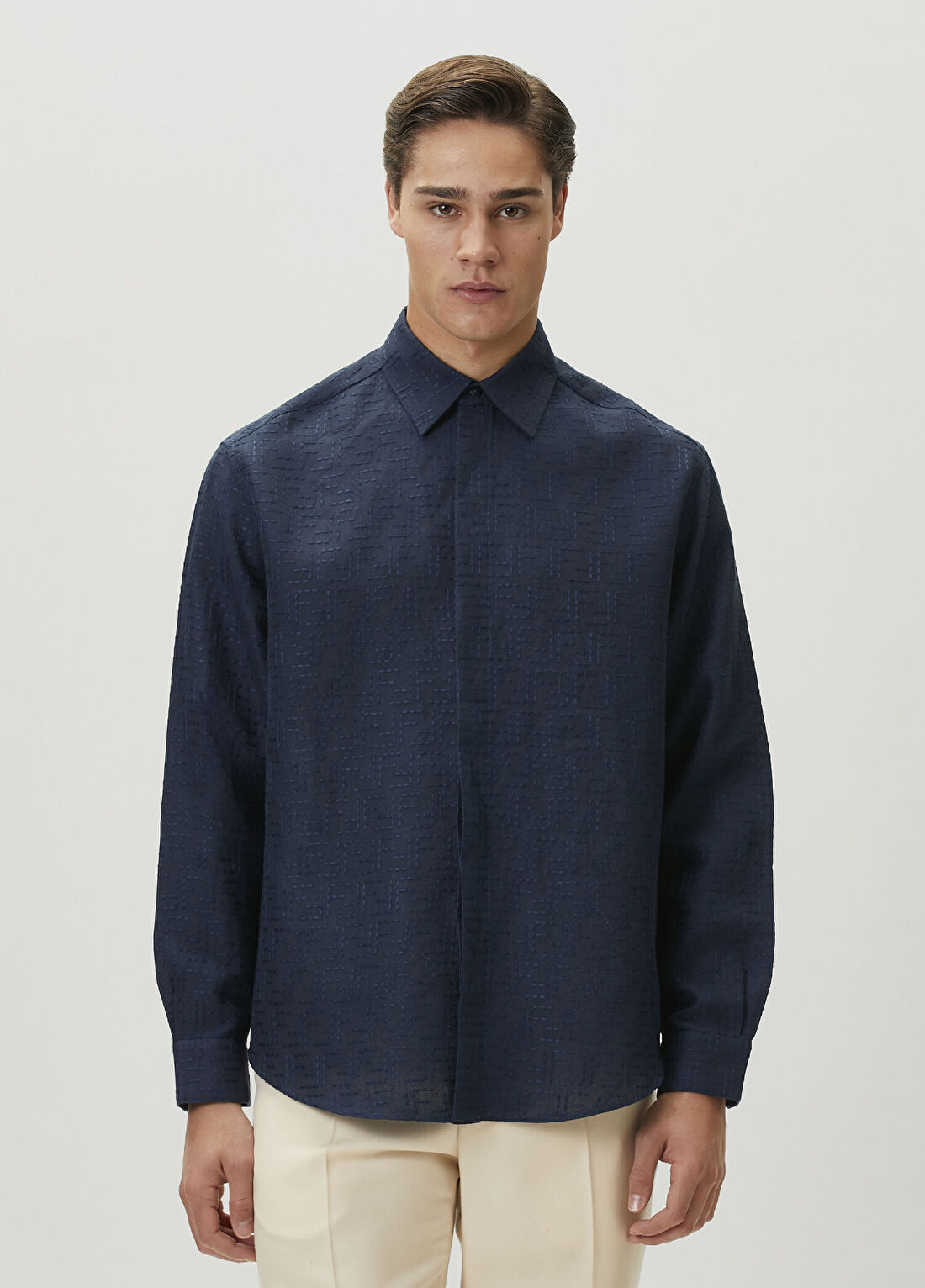 Fendi Comfort Fit Lacivert Logo Nakışlı Keten Gömlek