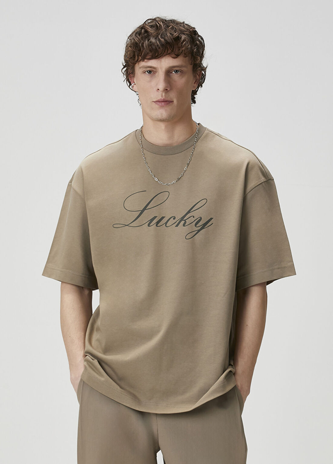 Academia Vizon Lucky Slogan Baskılı Oversize T-shirt