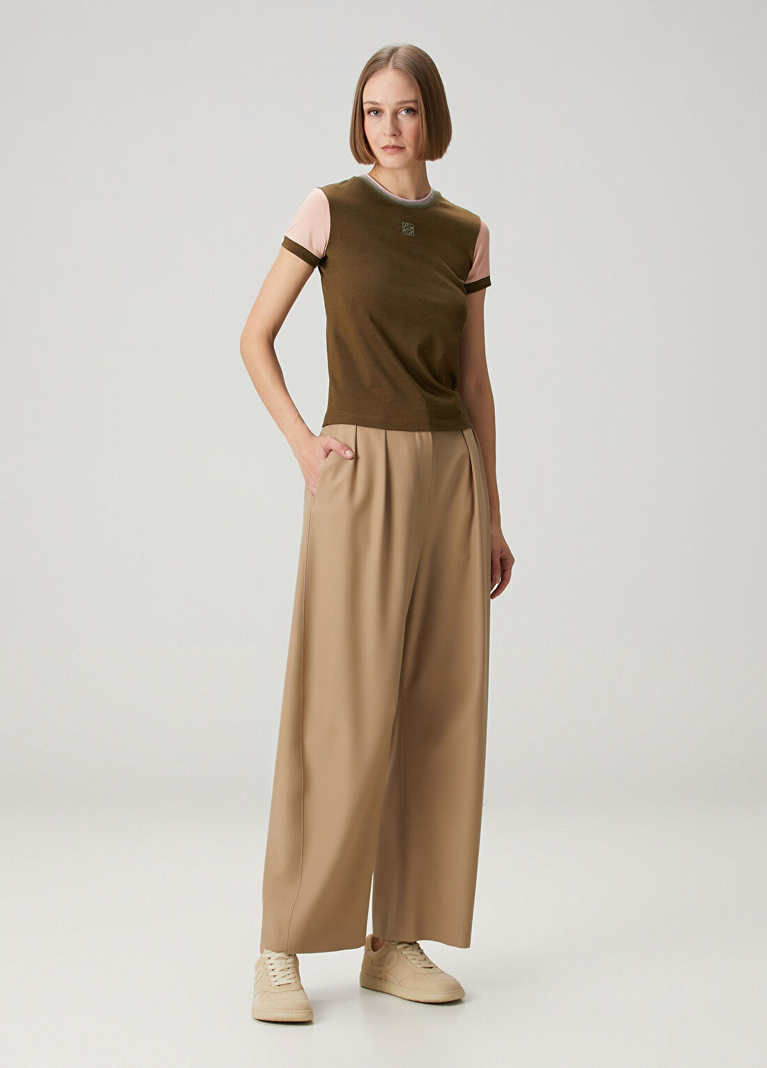 Loewe Haki Logo Nakışlı T-shirt görsel 2