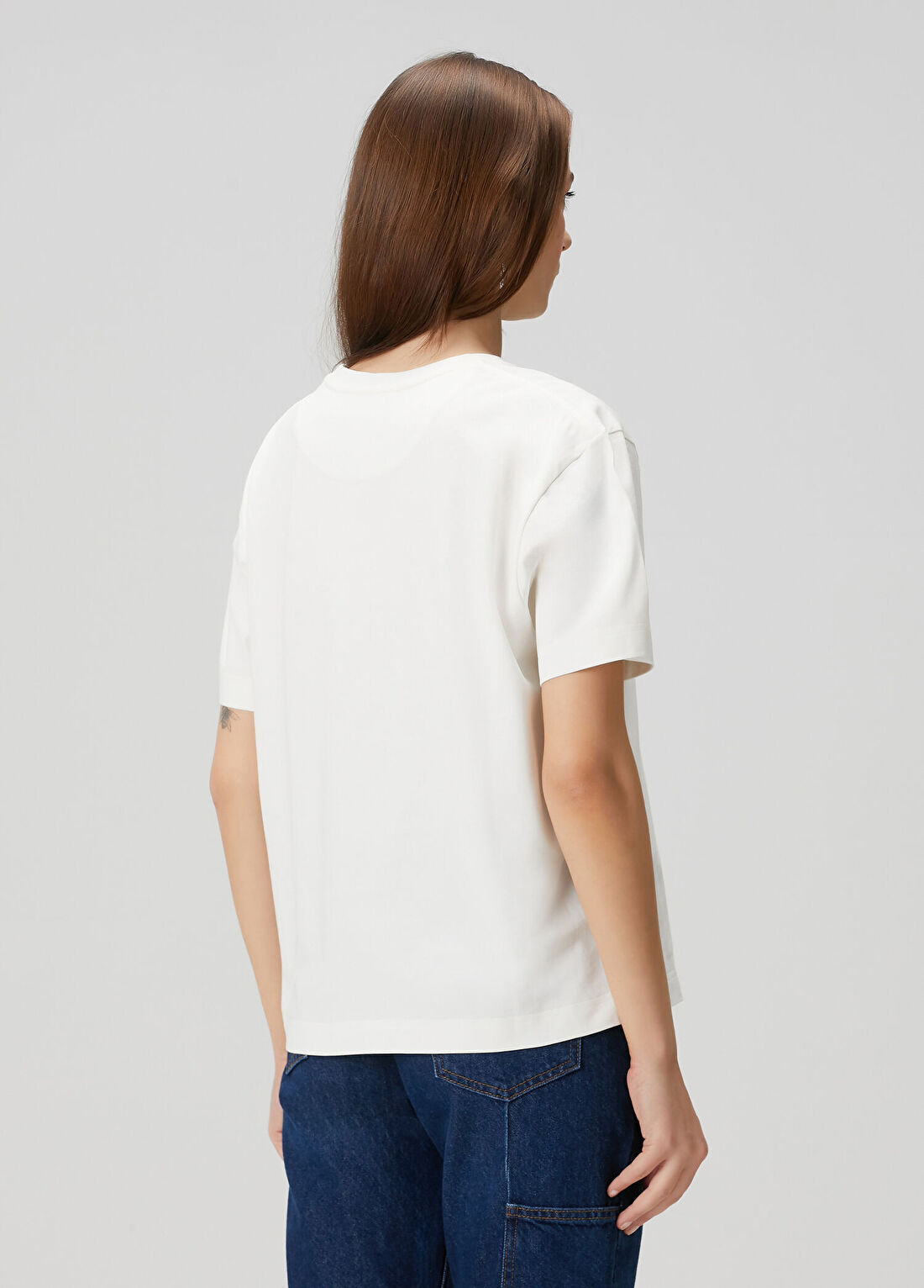 McQueen Ekru Baskılı T-shirt görsel 4