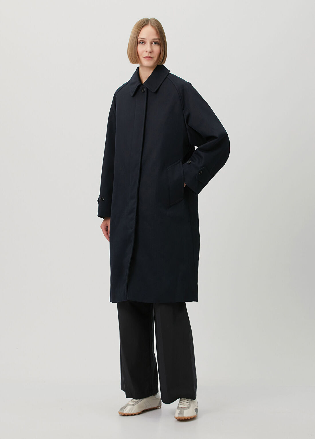 A.P.C. Koyu Lacivert Parka görsel 3