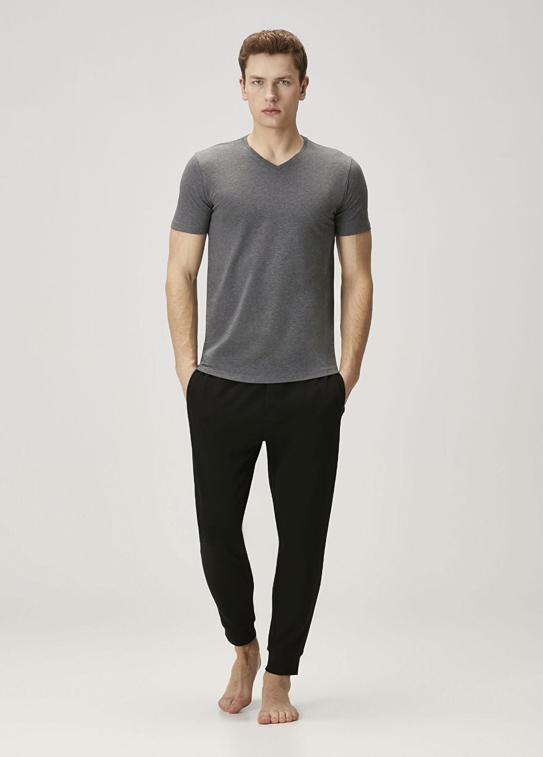 Falke 2li Koyu Gri V Yaka Basic T-shirt görsel 2
