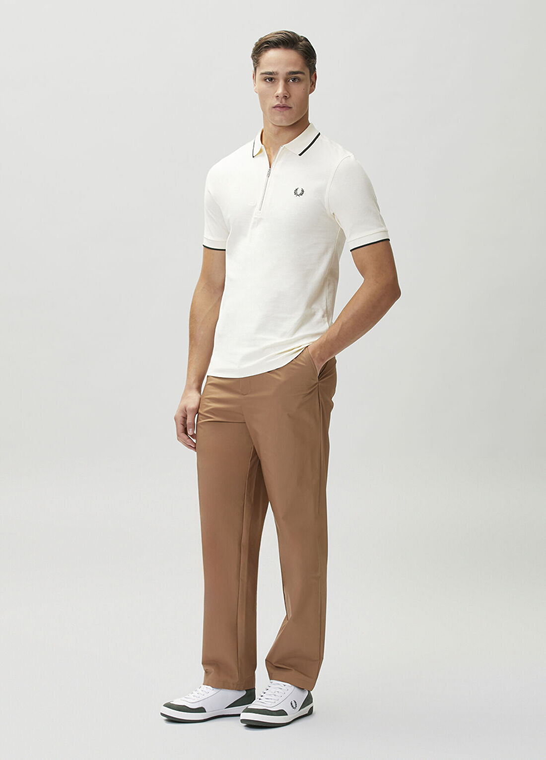 Fred Perry Ekru Krep Pike Polo T-shirt görsel 2