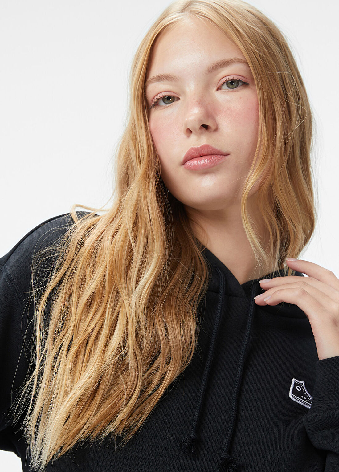 Converse Siyah Kapüşonlu Kadın Sweatshirt görsel 4