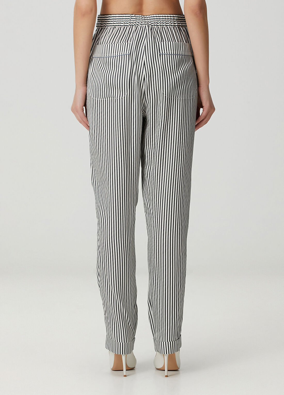 Tom Ford Siyah Beyaz İpek Pantolon görsel 4