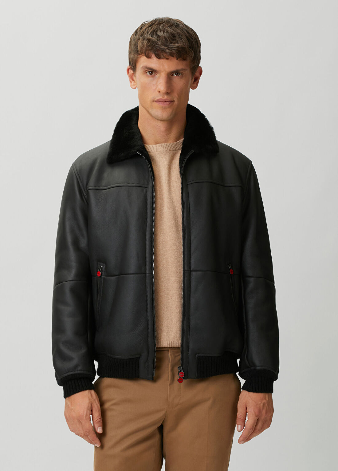 Kiton Siyah Koyun Kürkü Mont