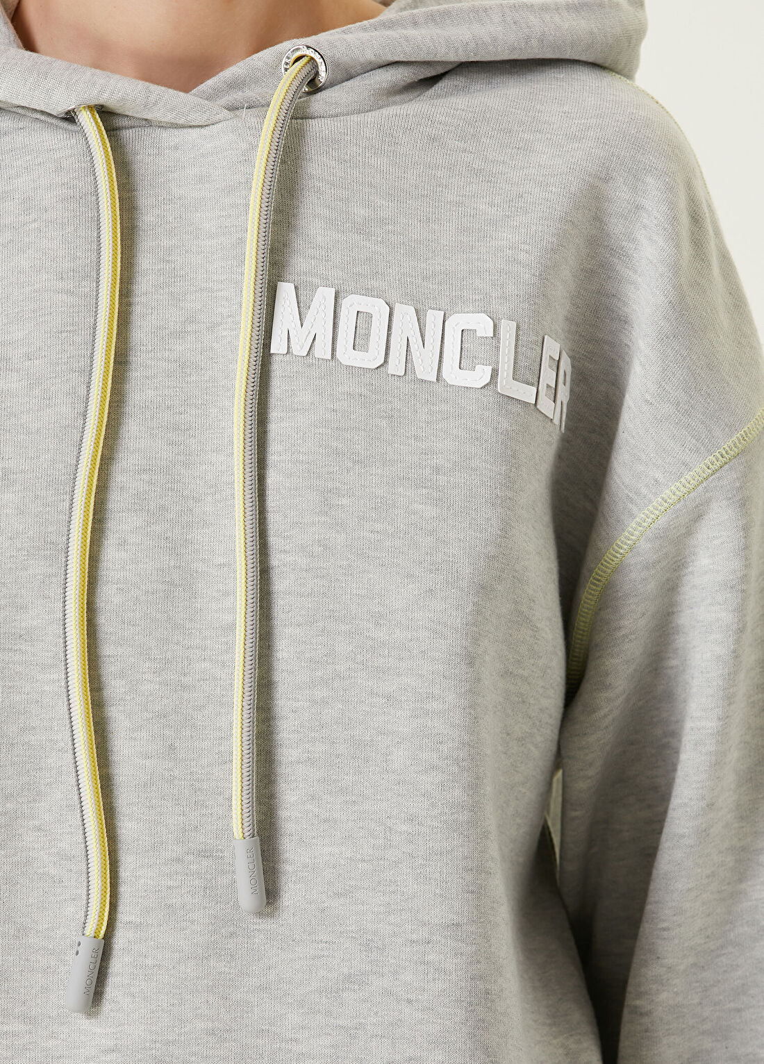 Moncler Gri Kapüşonlu Sweatshirt görsel 4