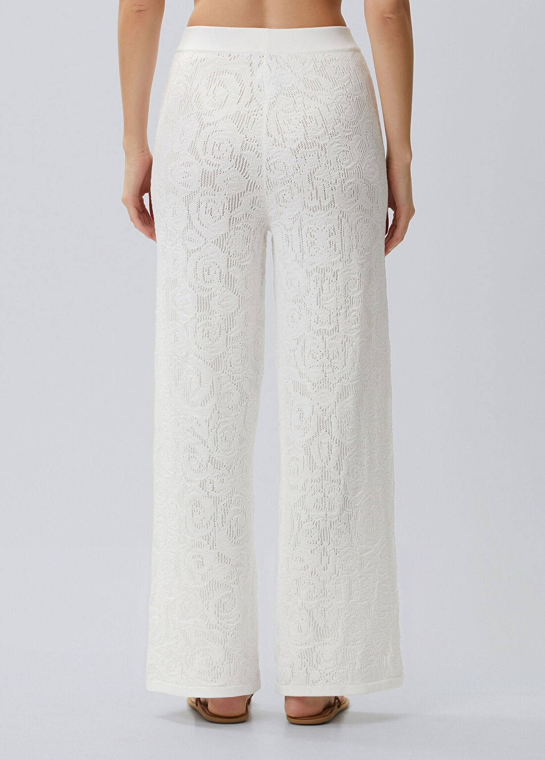 Beymen Collection Beyaz Gül Ajurlu Triko Pantolon görsel 4