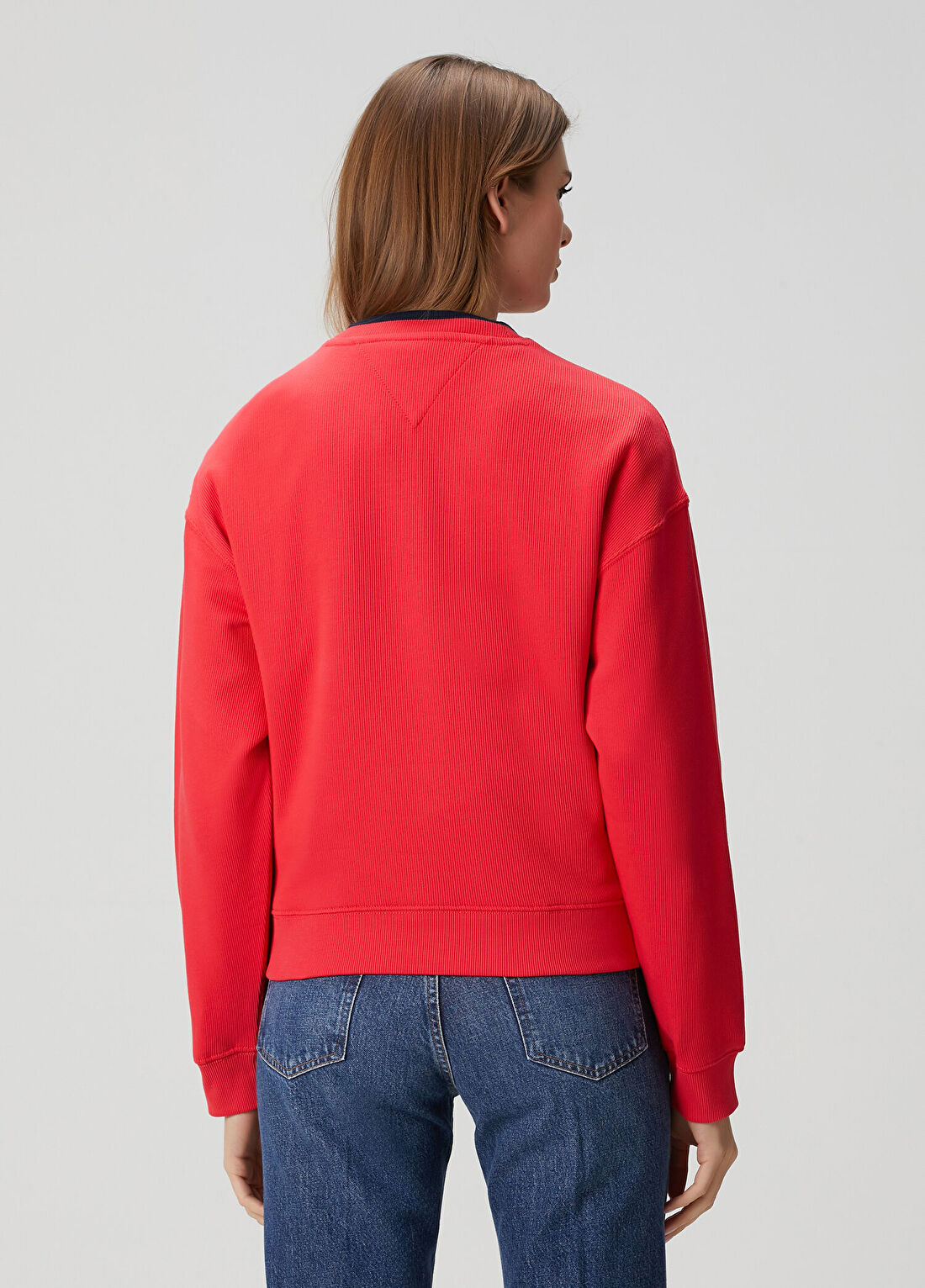 Tommy Jeans Boxy Kırmızı Logolu Sweatshirt görsel 4