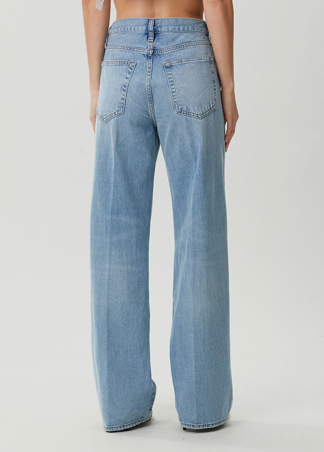 Frame Denim Off Duty Stroll Mavi Jean Pantolon görsel 4