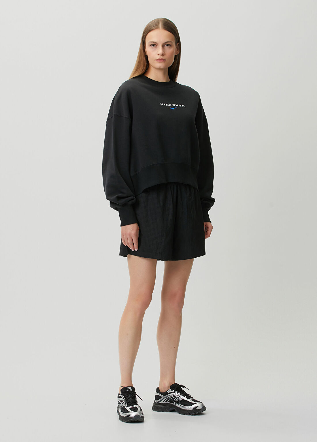 Nike Shox Siyah Sweatshirt görsel 2