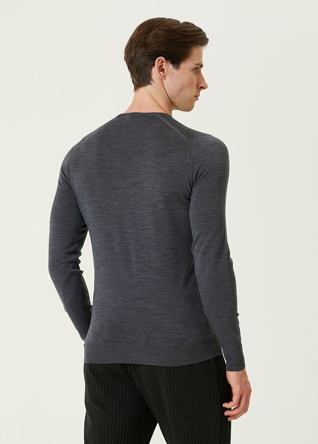 John Smedley Lundy Koyu Gri Merino Kazak görsel 4