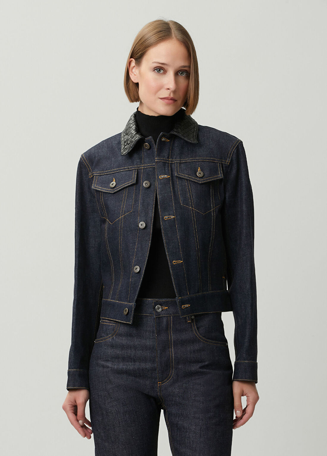 Bottega Veneta İndigo Deri Örgü Yaka Denim Ceket