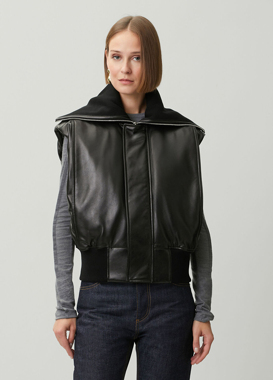 Bottega Veneta Siyah Deri Yelek