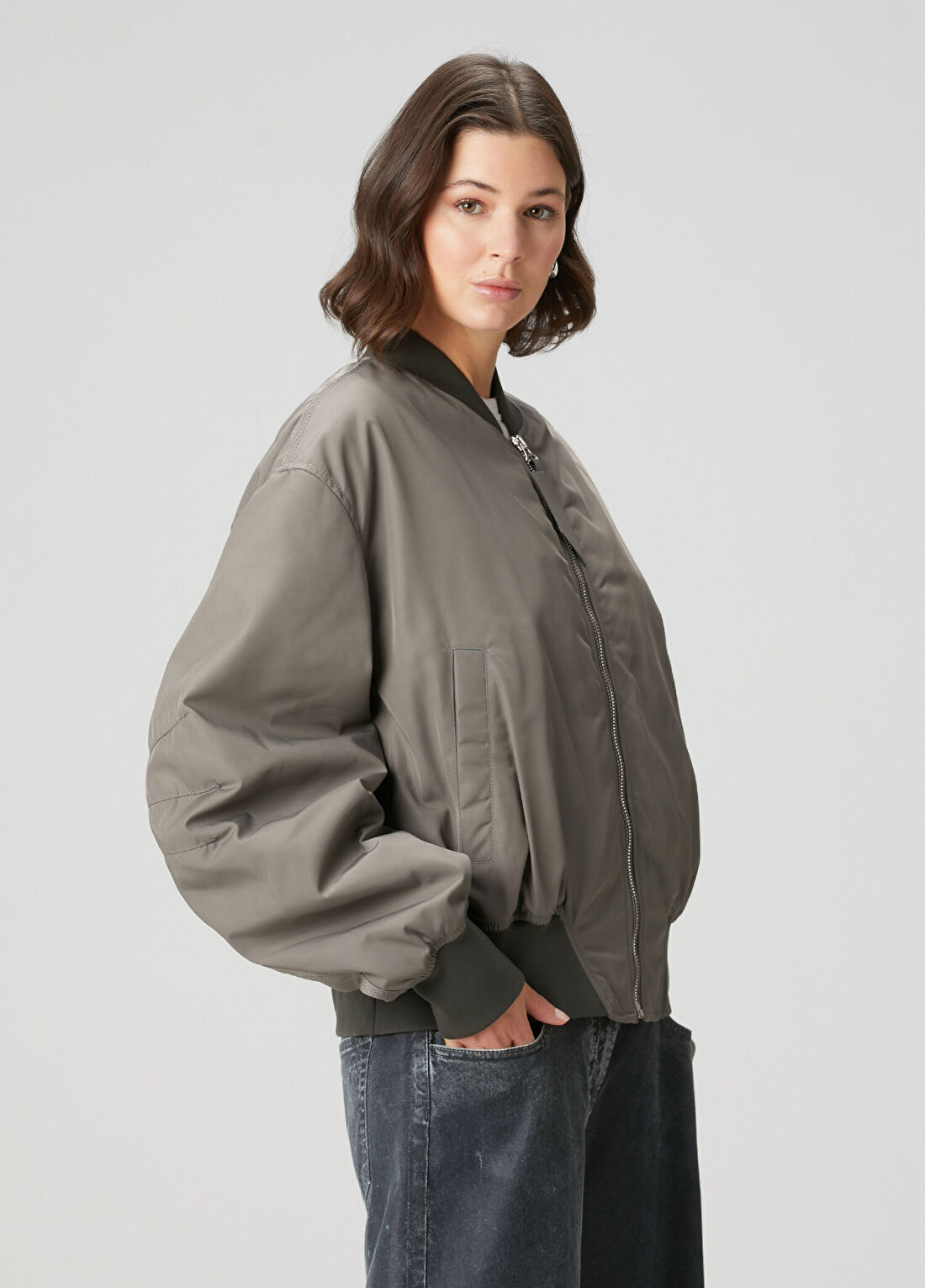 The Attico Anja Gri Bomber Ceket görsel 3