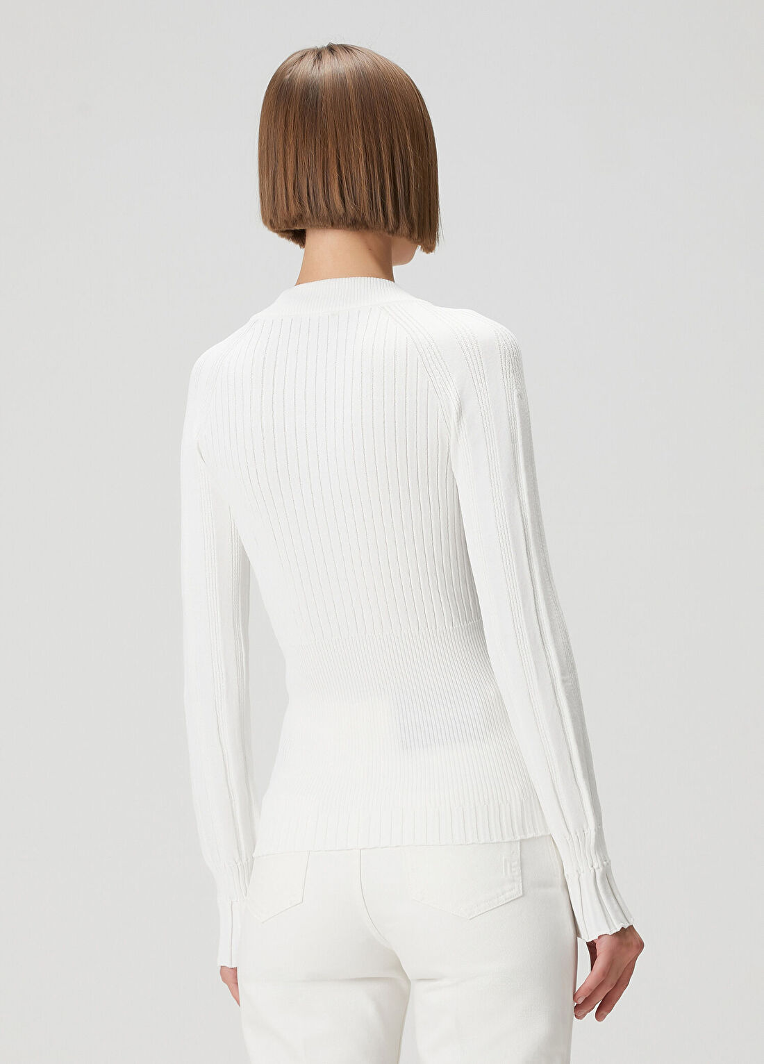 Balmain Beyaz Ribli Hırka görsel 4