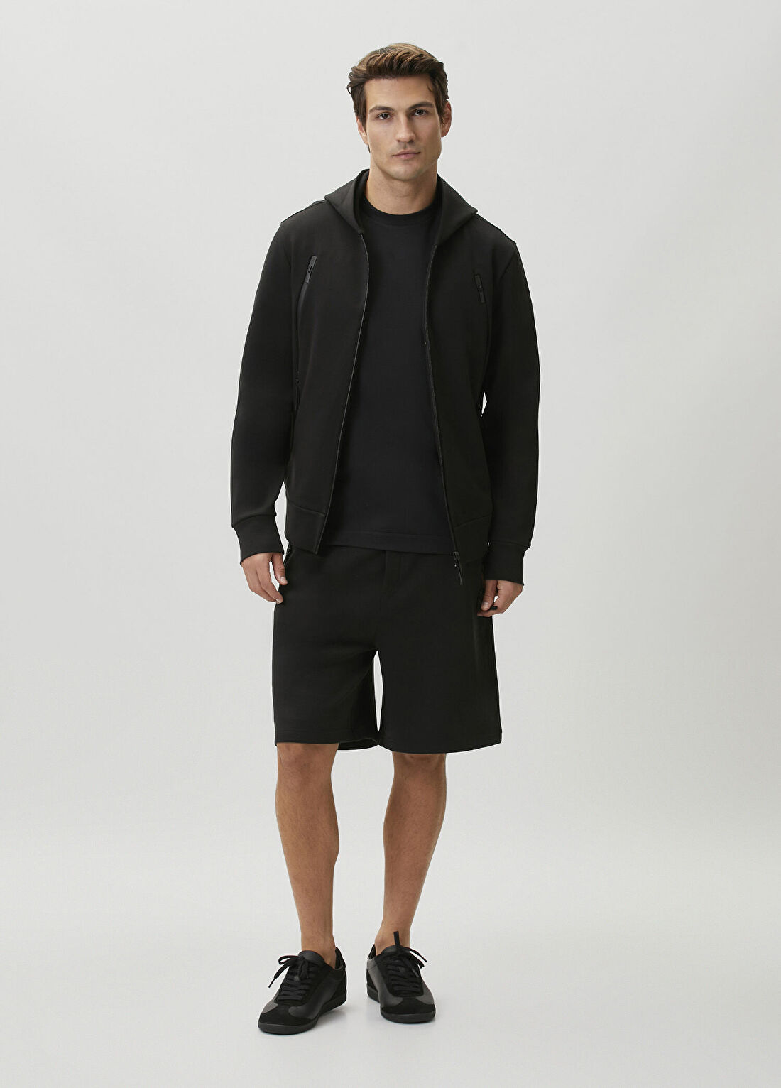 Moncler Siyah Kapüşonlu Sweatshirt görsel 2
